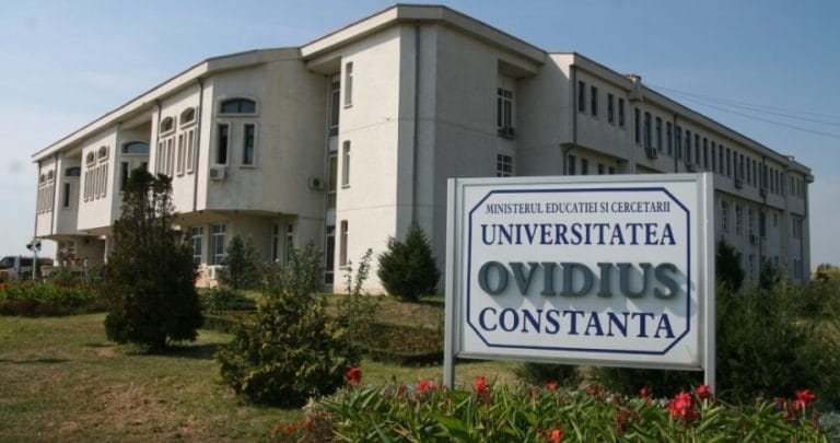 Universitatea Ovidius Constanța ar putea plăti despăgubiri de 200.000 de lei după ce a refuzat ilegal eliberarea unei diplome de master