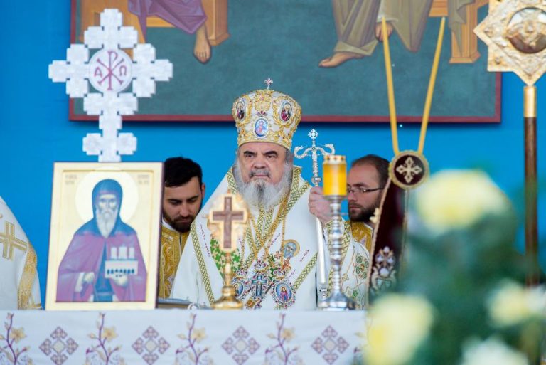 Patriarhul Daniel: Umilirea Sf. Dimitrie cel Nou în comunism a fost răsplătită cu căderea regimului