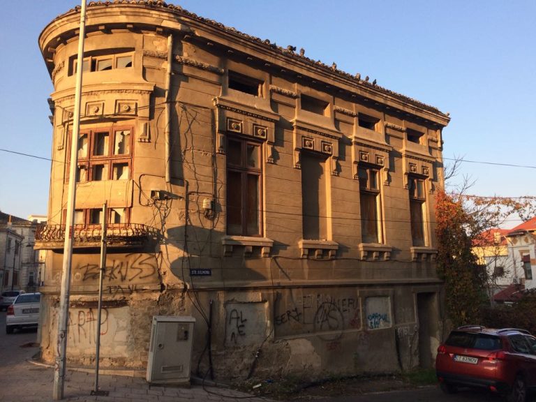 “Casa Stănescu” din Peninsulă, monument istoric vechi de 100 de ani, intră în reabilitare