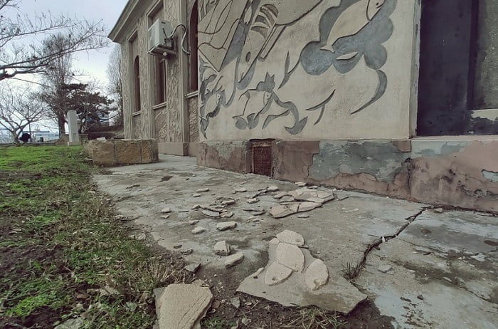 Ornamentele distruse ale Acvariului, realizate de Gheorghe Firică, vor fi restaurate de studenții de la Arte Plastice