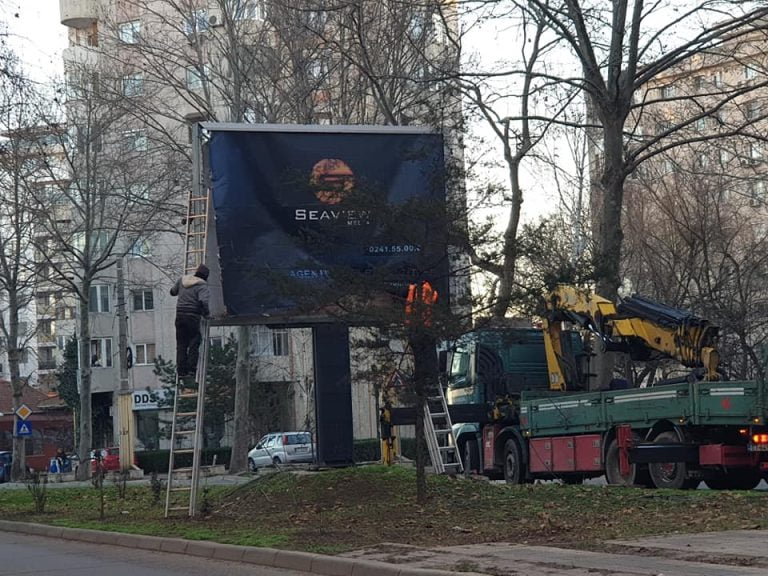 Monopolul Seaview, la final. 500 de panouri publicitare, amplasate ilegal în Constanța