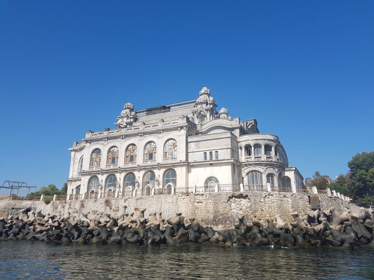 Lucrările de reabilitare a Cazinoului din Constanța vor fi finalizate la timp
