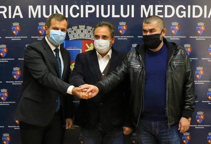 Primăria Medgidia atribuie transportul public pe 6 ani unei “relații de respect foarte mare”