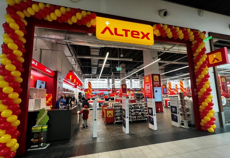 Magazin Altex - Cora Brătianu Constanța FOTO: Altex