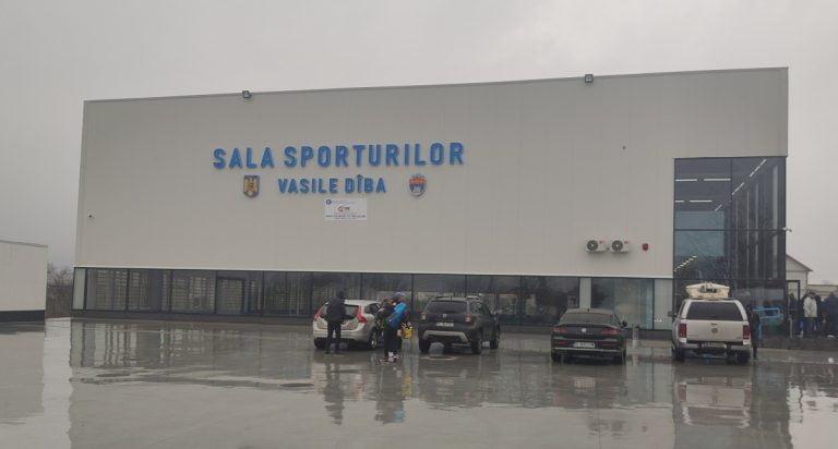FOTO Sala Sporturilor „Vasile Dîba”, inaugurată la Jurilovca. „Am împlinit un vis al copiilor noștri”