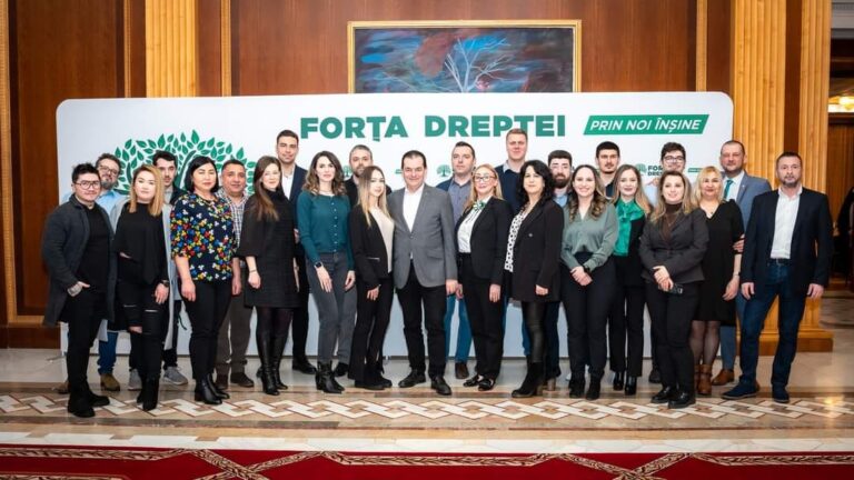 Ludovic Orban vine la şcoala politică a Tineretului Forţa Dreptei. Evenimentul se desfăşoară în Mamaia