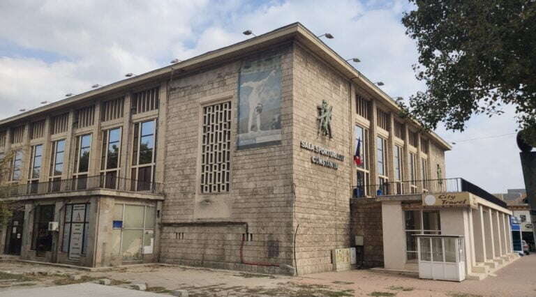 De 16 ani, Sala Sporturilor din Constanța a fost lipsită de investiții. De ce sumă este nevoie pentru modernizare
