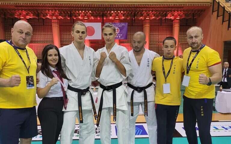 Tineri constănțeni, medaliați cu aur și argint la Campionatul Mondial de Ashihara Karate 2023-Matsuyama Japonia