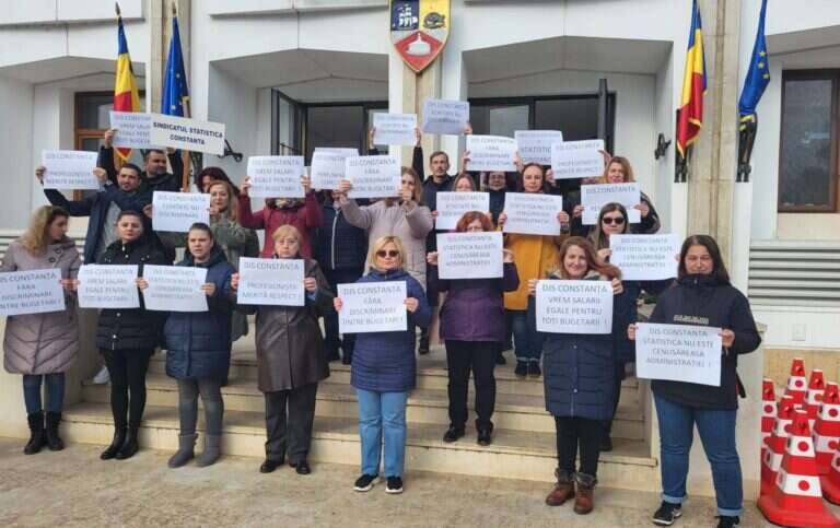 Proteste la Constanța. Salariații Direcției de Statistică au întrerupt munca pentru o oră. Ce solicită