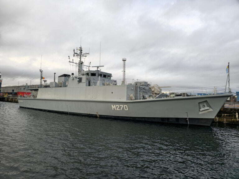 Vânătorul de mine cumpărat de România la mâna a doua, cap-compas portul militar Constanța