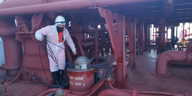 ANR și Ministerul Transporturilor bagă sub preș problema certificatelor „Gas free”. Statul pierde sute de mii de euro în favorea „băieților deștepți”