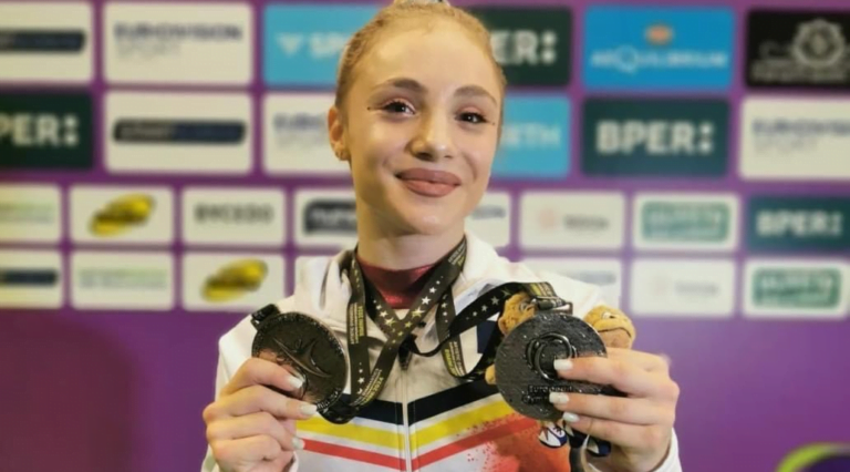 Constănțeanca Sabrina Maneca Voinea, dublă de argint la Campionatul European de gimnastică artistică