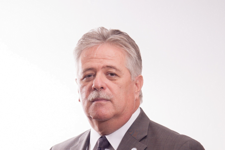 Jocurile lui Teodosie & Epure au eșuat. Dan Marcel Iliescu, singurul candidat pentru funcția de rector al Universității Ovidius