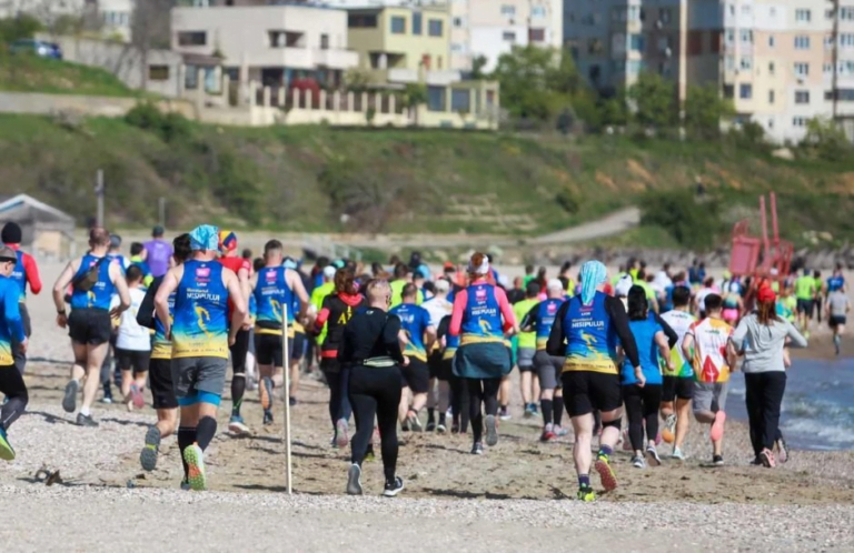 A noua ediție a Maratonului Nisipului la Constanța
