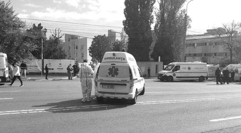 Trei ani de la moartea a șapte paciente internate în secția ATI a Spitalului de Boli Infecțioase Constanța. Procurorii n-au acuzat, deocamdată, pe nimeni