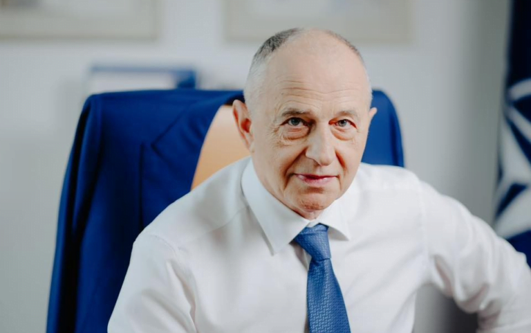 Mircea Geoană, candidat la președinția României: „Candidez pentru că știu că avem nevoie de o schimbare adevărată. Știu că nu va fi ușor. Nu voi promite miracole”