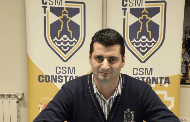 Salarii de lux, în plină criză financiară, la CSM Constanța. Un operator video câștigă 12.500 de lei/lunar net. Pentru sportivi nu sunt bani de premii