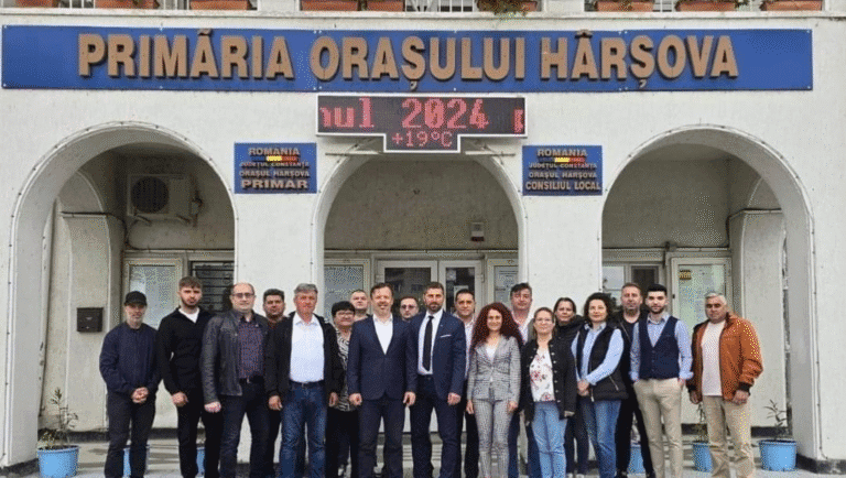 Primăria Hârșova, acuzată că preluat abuziv un teren situat pe malul Dunării, apoi l-a concesionat ilegal unui coleg de partid al primarului Viorel Ionescu (PNL)