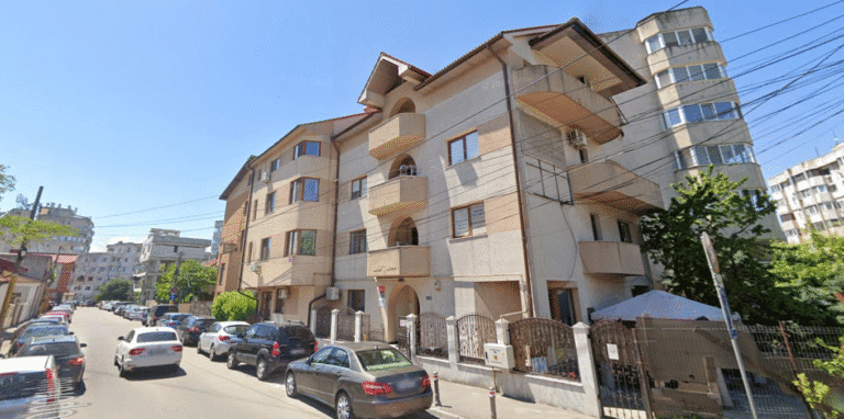 Sute de firme cu datorii la stat, același sediu. Curtea de Conturi a identificat în municipiul Constanța adresele la care sunt înregistrate astfel de societăți comerciale