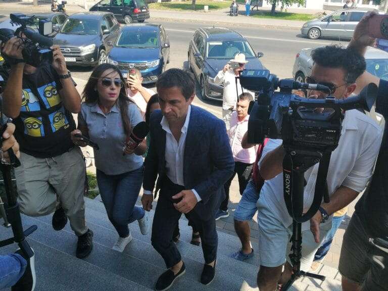 UPDATE Radu Cristian (PNL), primarul Mangaliei, reținut de DNA. Este acuzat de fapte de corupție