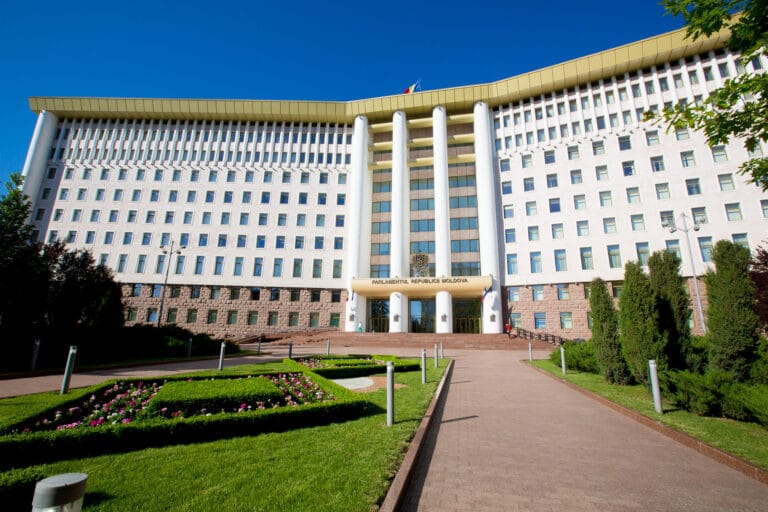 Cetățenii Republicii Moldova pot vota și la Constanța. O secție a fost amenajată în incinta Universității „Ovidius”