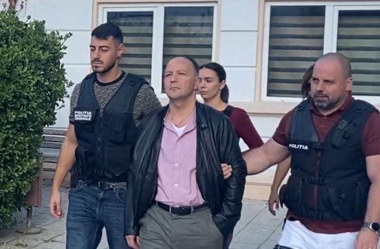 UPDATE Preotul Bogdan Brutaru, acuzat de pornografie infantilă, reținut de procurorii DIICOT. Victimă, un elev de 16 ani