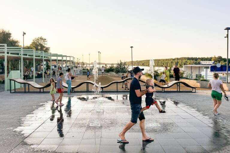 Promenada din Mahmudia, nominalizată la Premiul Uniunii Europene pentru Arhitectură Contemporană – Premiile EUmies 2026