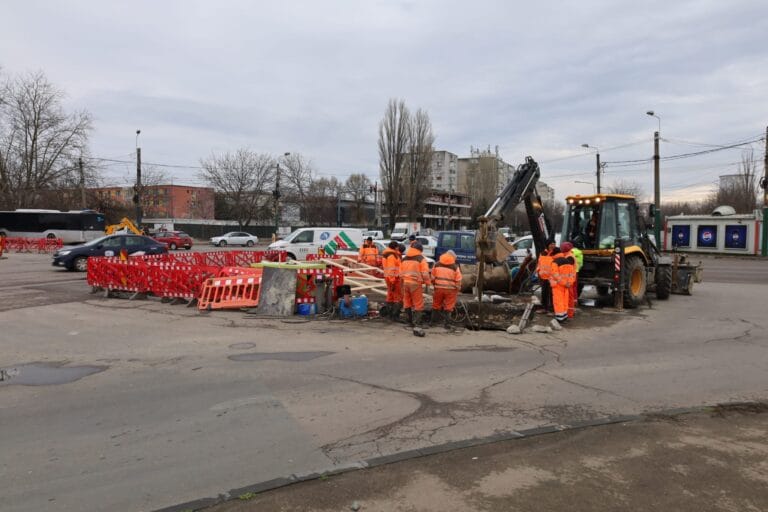 RAJA, despre lucrările care au lăsat fără apă o bună parte a Constanței: „Sunt mobilizate 12 echipe operative”