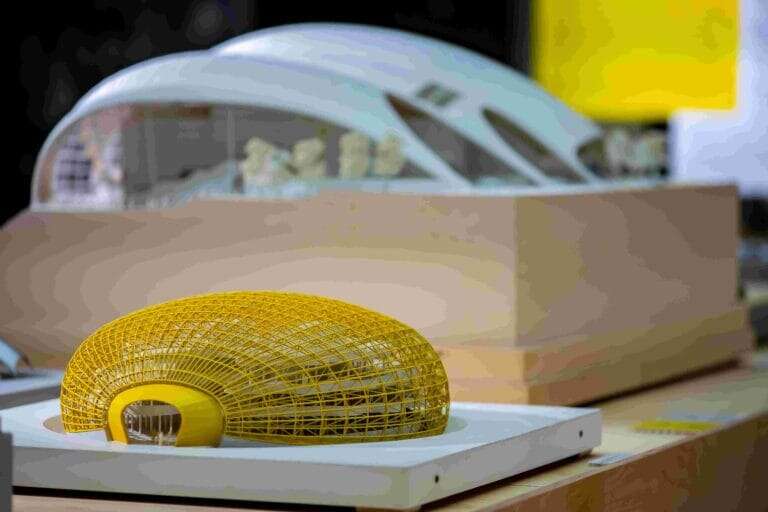 Pentru prima oară în România, Foster + Partners aduce la Iași, în parteneriat cu IULIUS, expoziția Future Proof, 60 de ani de arhitectură