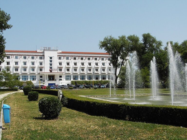 Comisia Monumentelor Istorice a respins proiectul Primăriei Constanța de a construi totemuri “faraonice” în zona istorică din Mamaia
