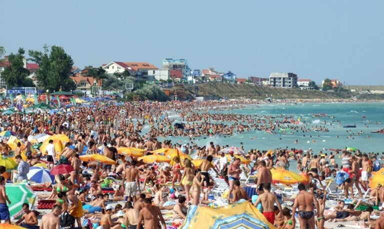 România, pe locul 16 în Europa în topul calității apei de îmbăiere, clasament condus de Cipru, Grecia și Bulgaria. Care sunt zonele cel mai slab cotate de pe litoralul românesc
