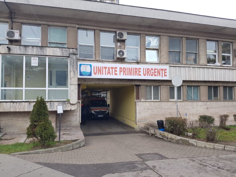 Deși pot apela la medicii de familie sau ambulatorii de specialitate, constănțenii și turiștii de pe litoral dau năvală la UPU – Unitatea de Primiri Urgențe