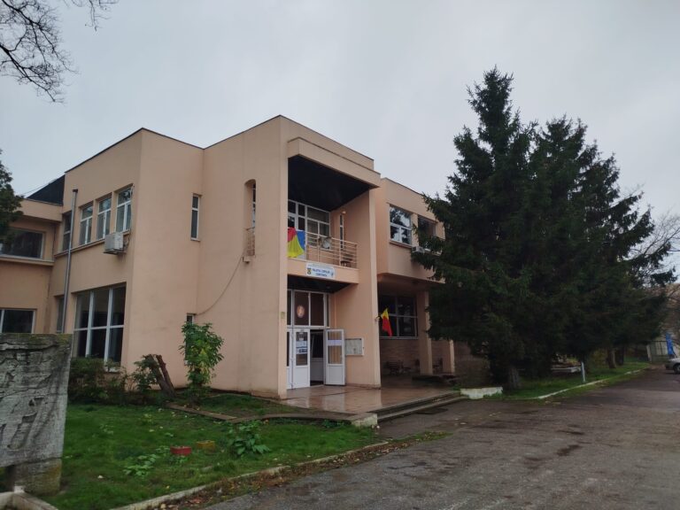 Un nou abuz al ISJ Constanța a fost stopat de instanță. Reducerile de personal de la Palatul Copiilor, suspendate